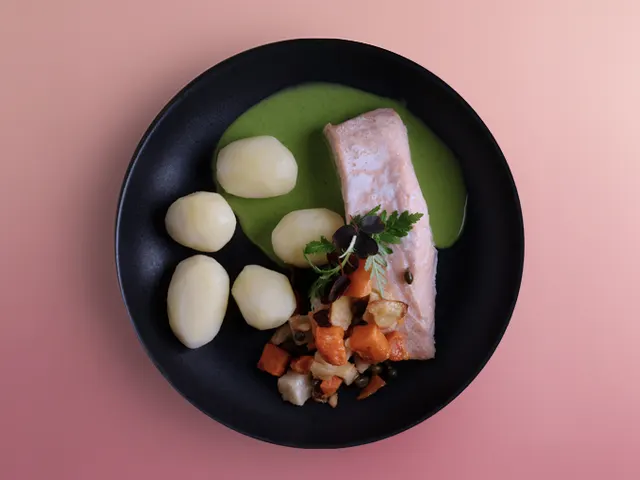 Lax Med Dillsås från Svarta Lådan